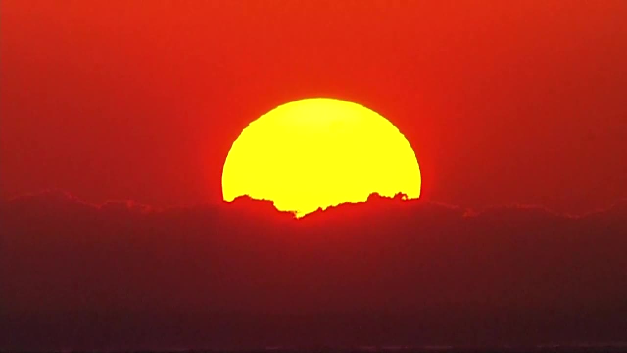 Stunning sunrise caught by SkyFOX